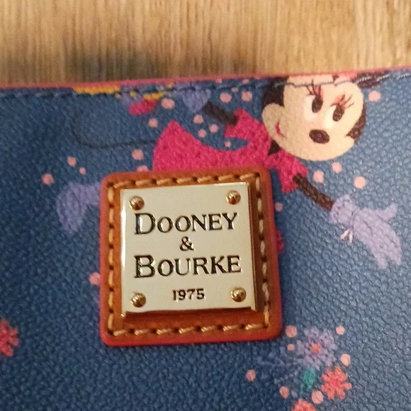 Disney Minnie Donney And Bourke - Picture 4 of 16